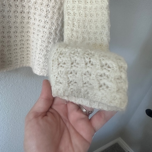 Mossimo Rabbit Sweater - Picture 6 of 8